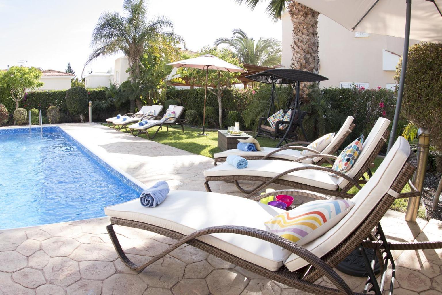 Villa Alysia By Ezoria Villas Coral Bay Exterior photo